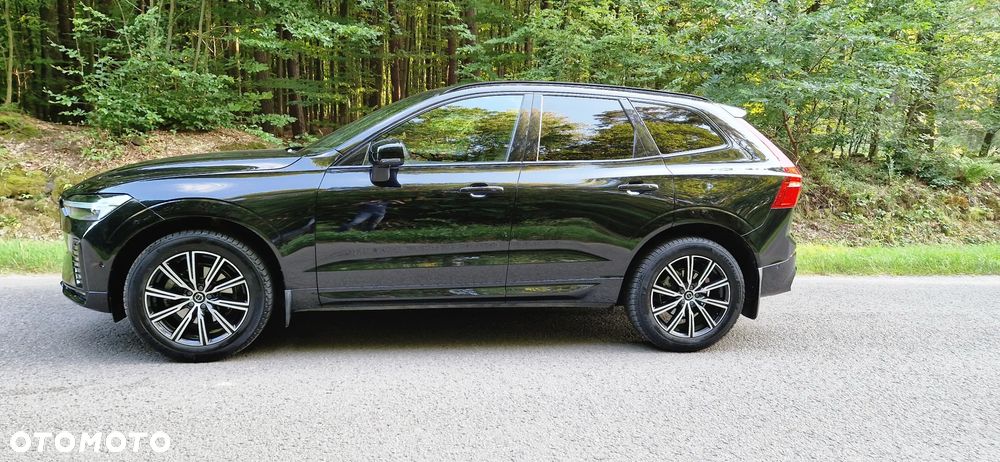 Volvo XC 60 B5 B AWD Plus Dark - 28