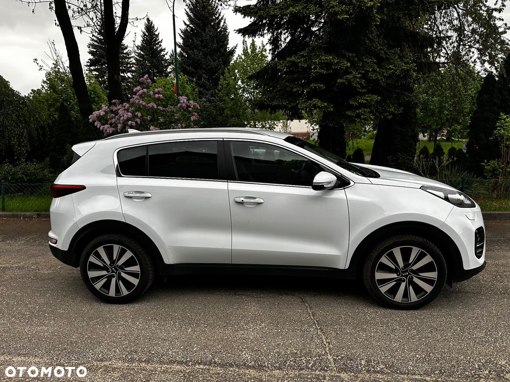 Kia Sportage 1.7 CRDI 2WD Dream-Team Edition - 3