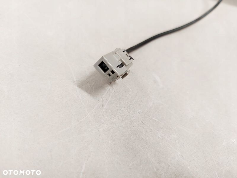 KIA CEED II HB ANTENA DACHOWA - 4