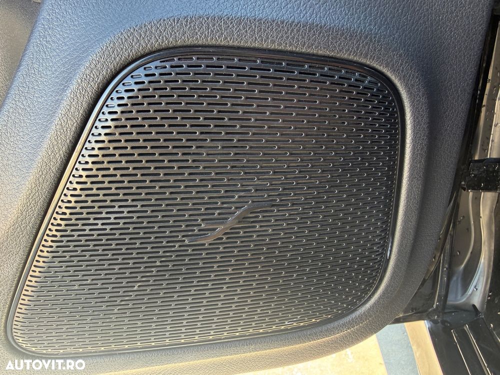 Mercedes-Benz CLA - 10