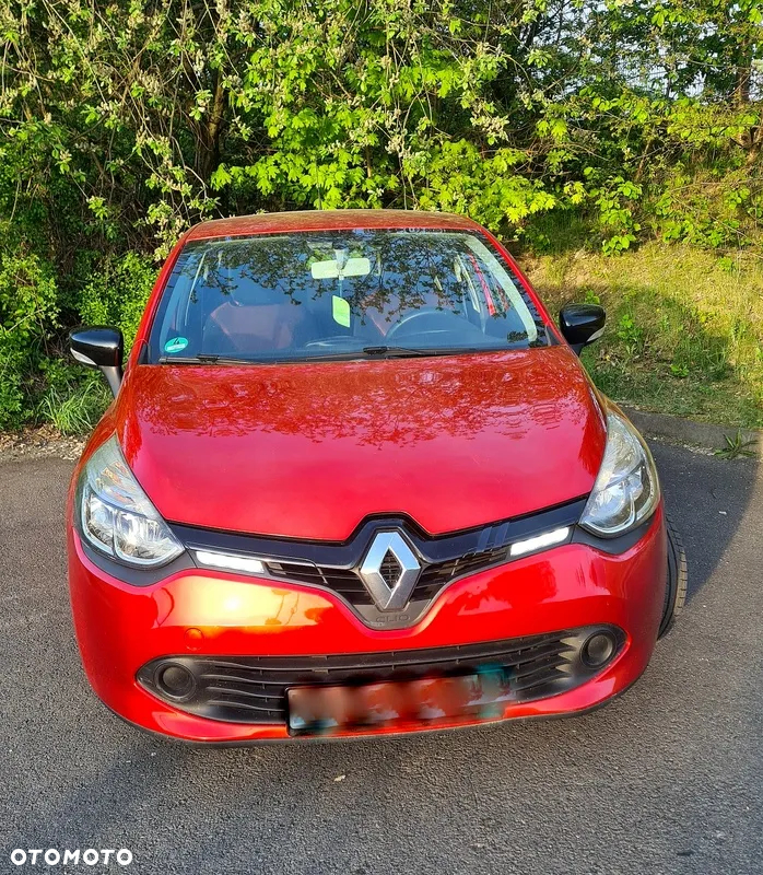 Renault Clio 1.2 16V 75 Expression - 8