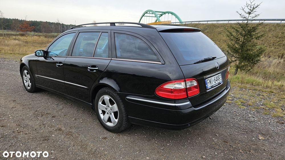 Mercedes-Benz Klasa E - 33