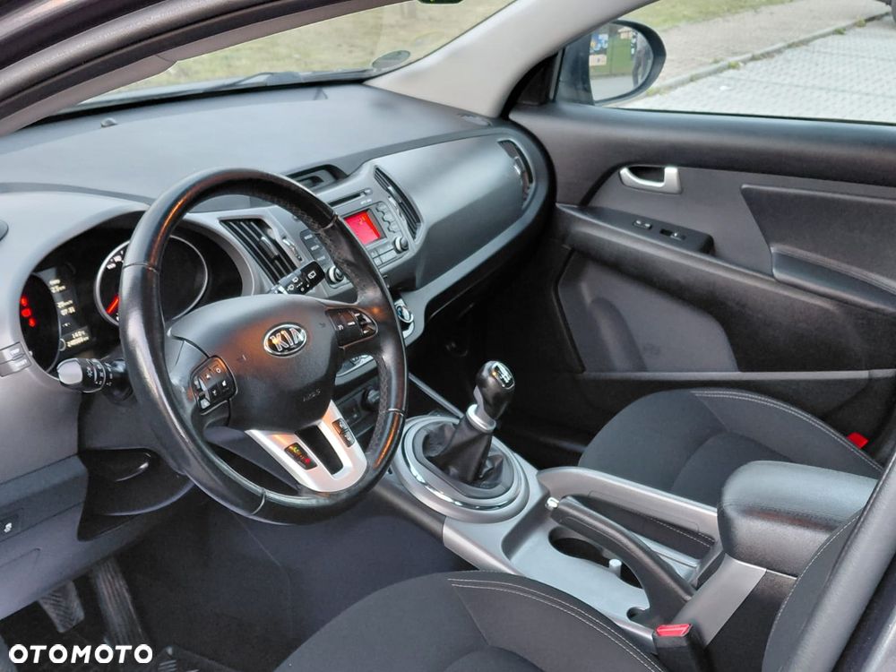 Kia Sportage 2,0 CRDI AWD Dream-Team Edition - 16