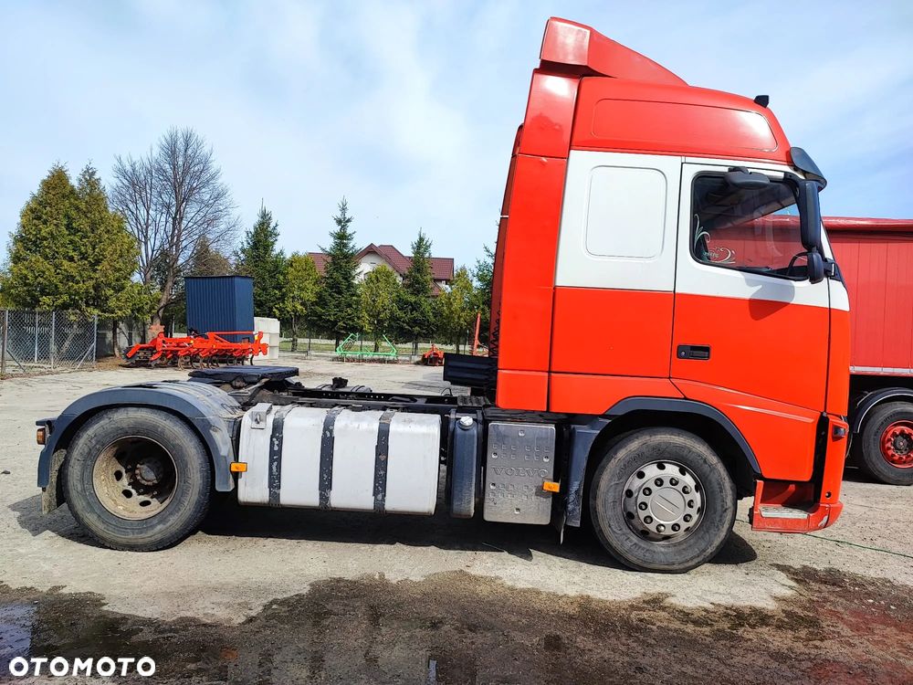 Volvo - 8