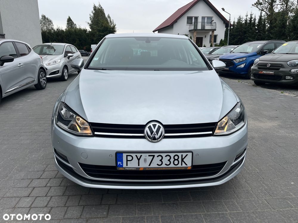 Volkswagen Golf - 2