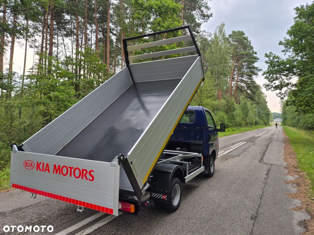 Kia K2500 - 37