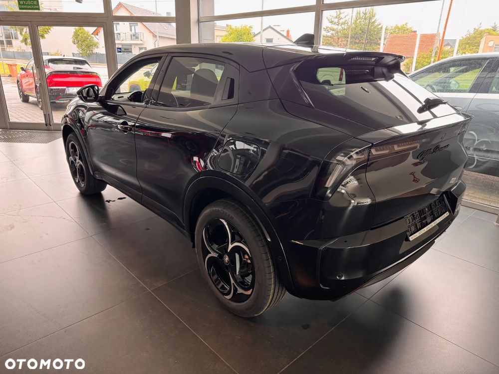 Alfa Romeo Junior 1.2 mHEV Ti eDCT - 2
