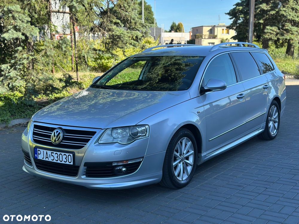 Volkswagen Passat 1.8 TSI DSG R-Line Edition Plus - 1