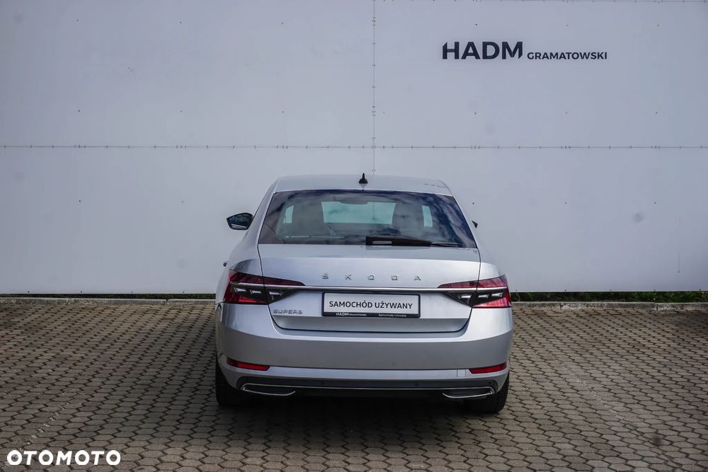Skoda Superb 2.0 TSI L&K DSG - 7