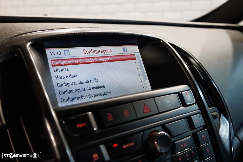 Opel Astra GTC OPC 2.0 T - 21