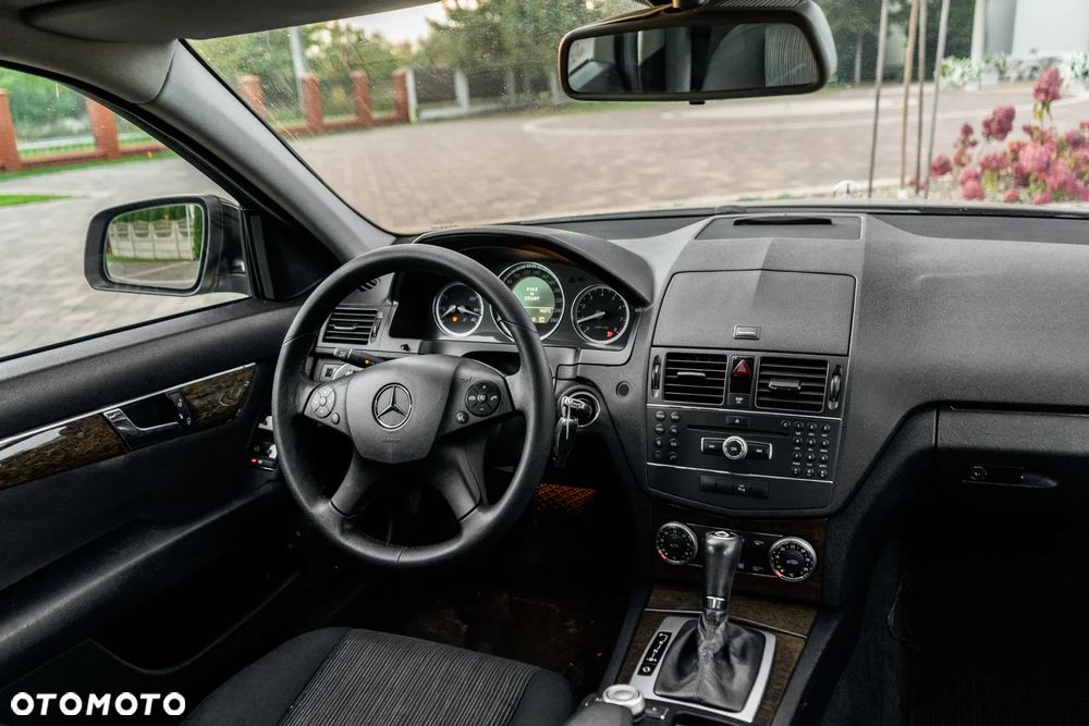 Mercedes-Benz Klasa C 200 Kompressor Automatik Avantgarde - 35