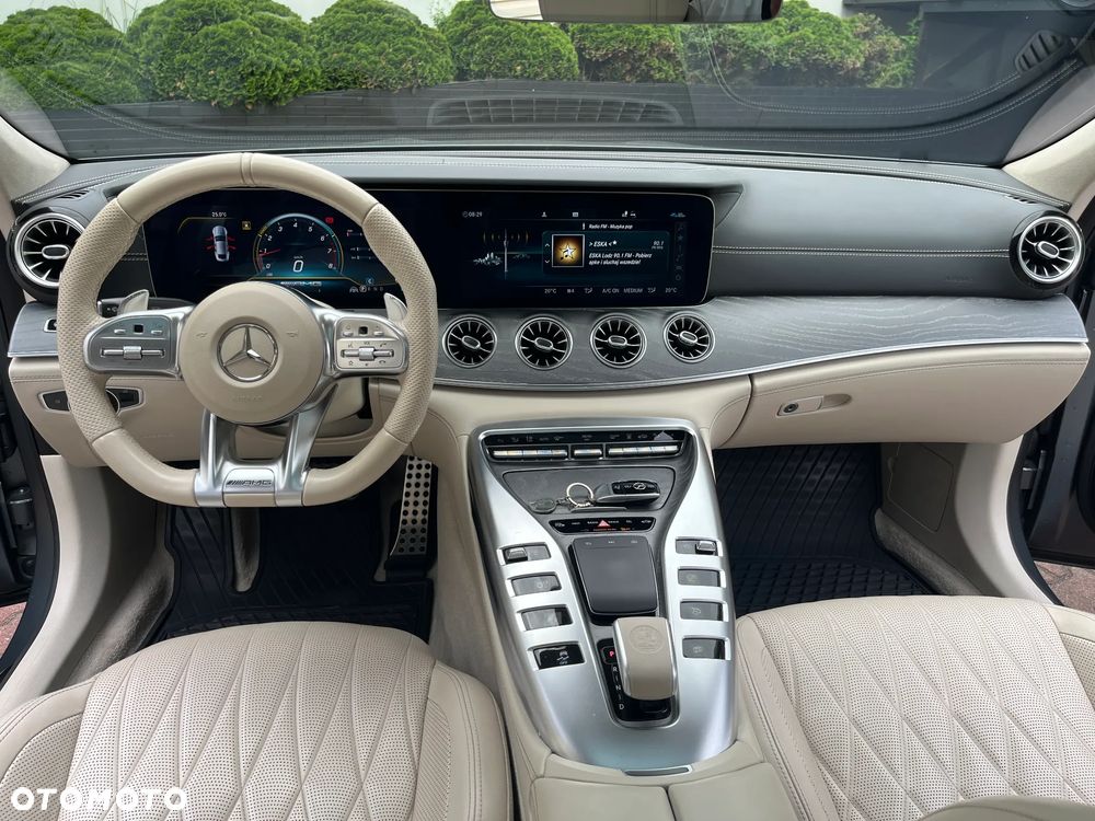Mercedes-Benz AMG GT 43 4-Matic+ - 10