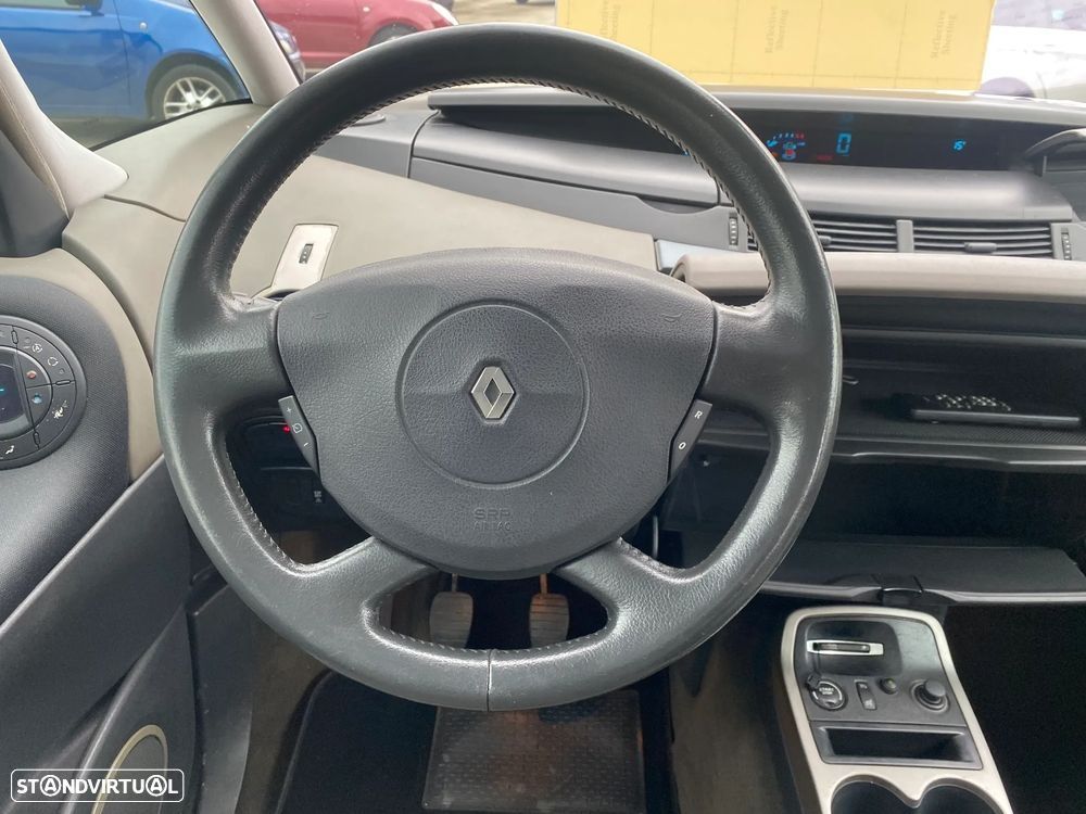 Renault Espace 2.2 dCi Initiale 6L - 14