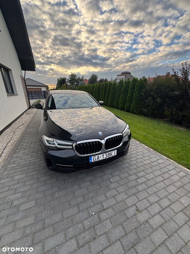 BMW Seria 5 520d xDrive Business Edition - 18