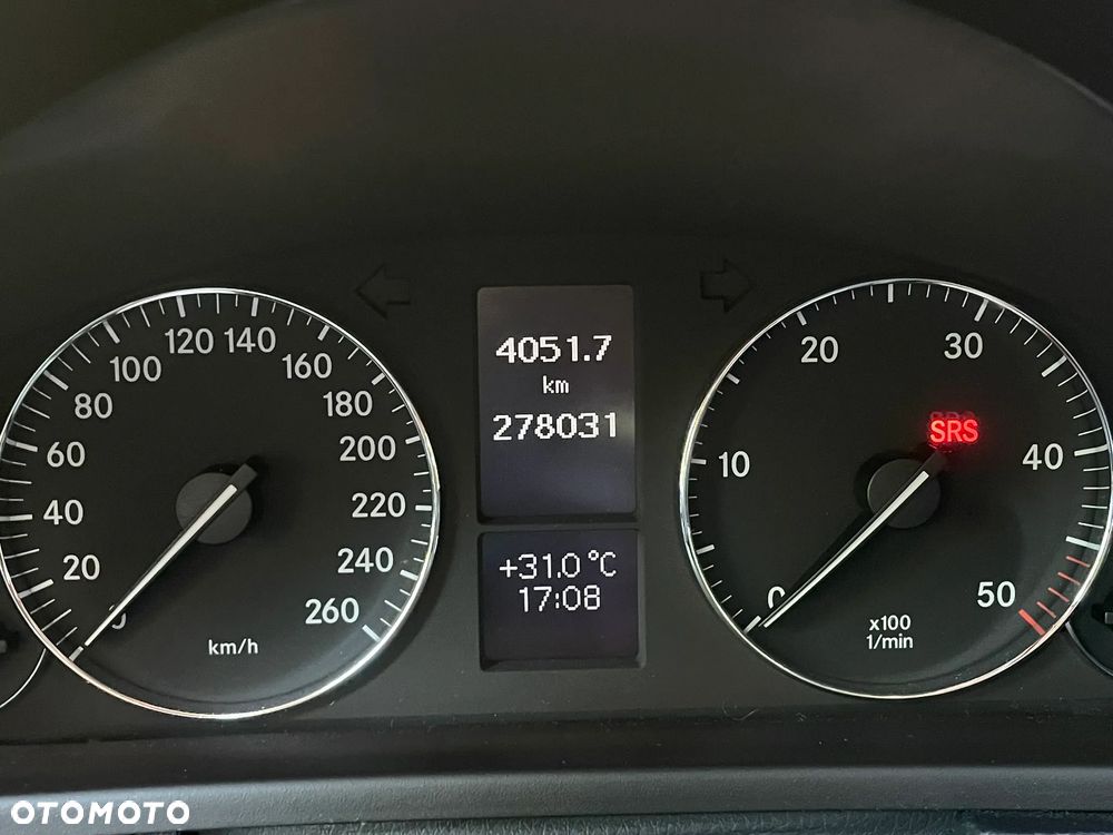 Mercedes-Benz Klasa C 200 CDI Sport Edition - 21