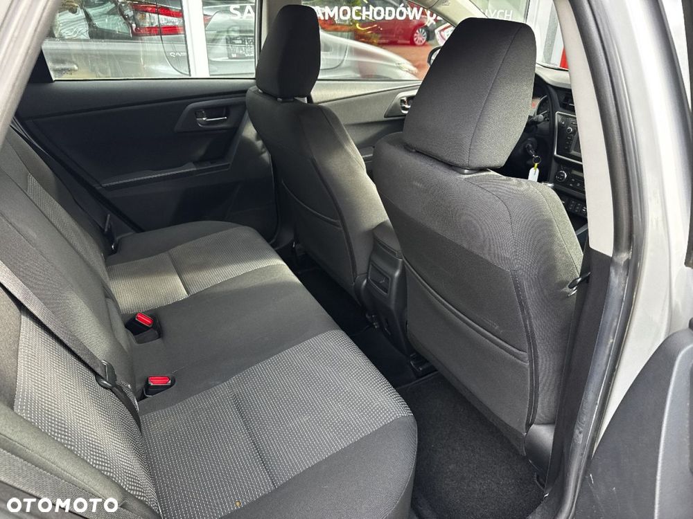Toyota Auris 1.6 Life+ - 25