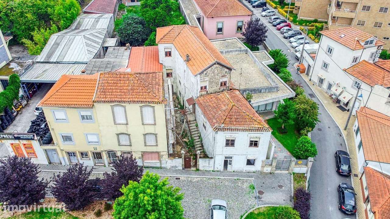 Moradia de 3 Pisos para Renovar Candal - Grande imagem: 2/18