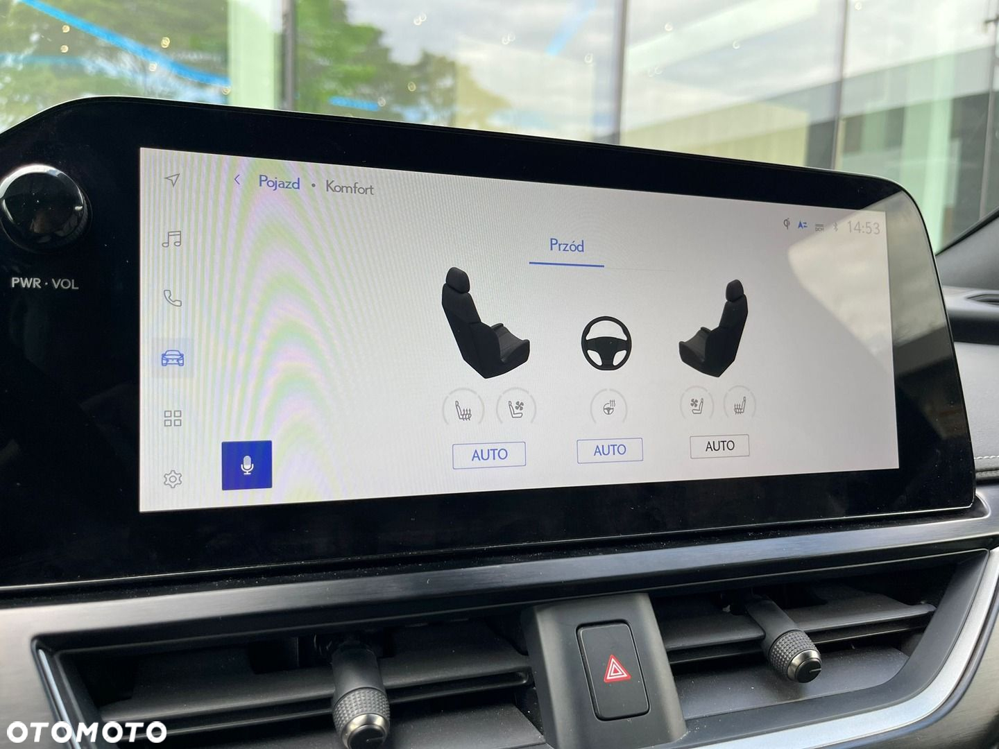 Lexus UX - 13