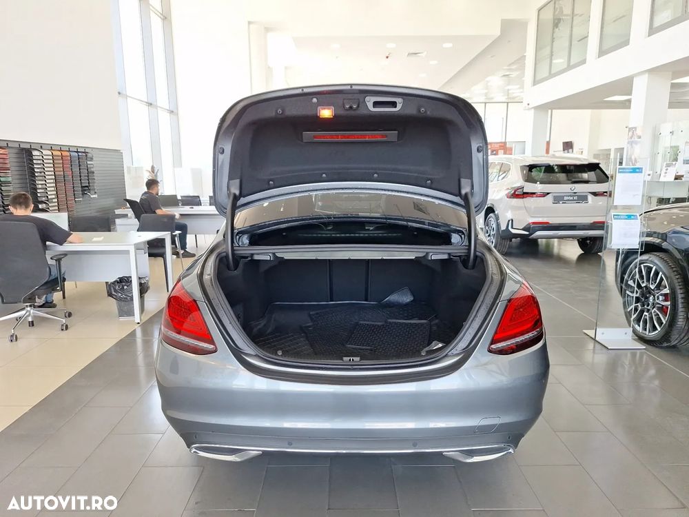 Mercedes-Benz C 220 d Aut - 19