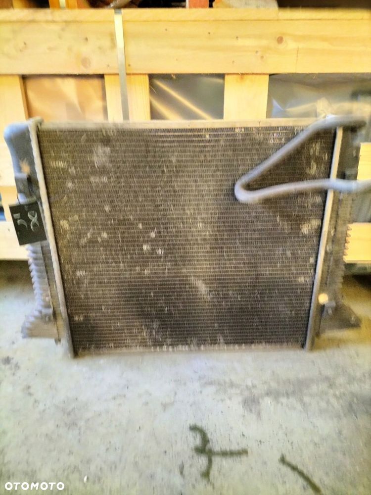 BEHR-HELLA CHŁODNICA SILNIKA BEHR HELLA 9735000803 - 1