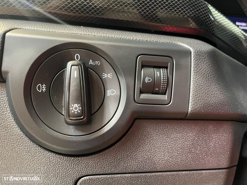 VW T-Cross 1.0 TSI Conceptline - 51