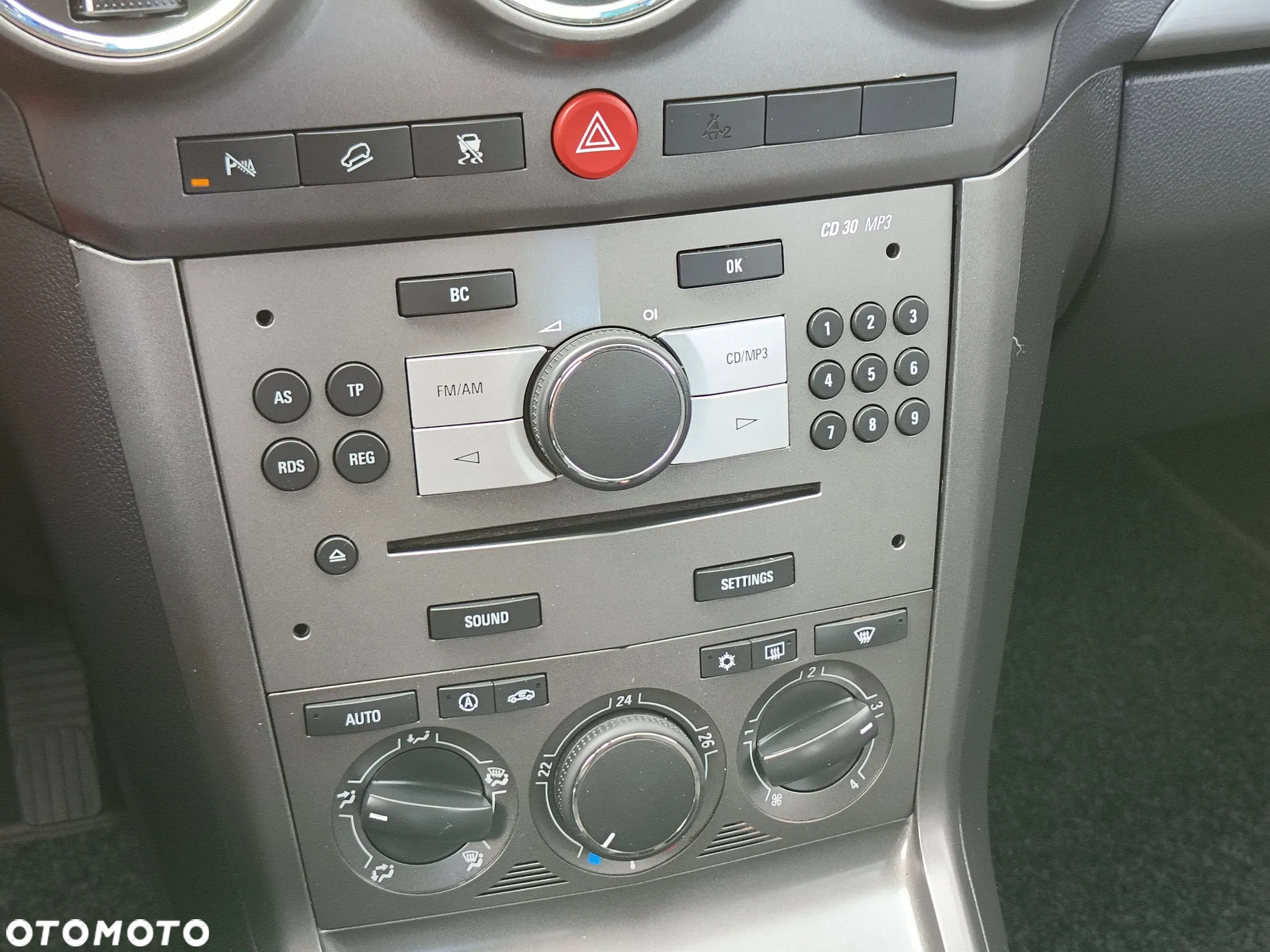Opel Antara - 27