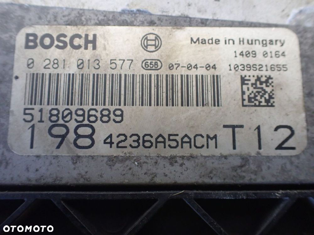 KOMPUTER SILNIKA FIAT BRAVO II 1.9 51809689 - 2