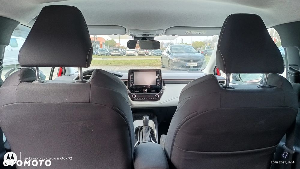 Toyota Corolla 2.0 Hybrid Comfort - 16