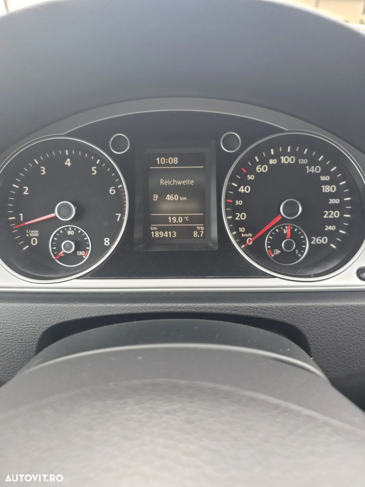 Volkswagen Passat - 10
