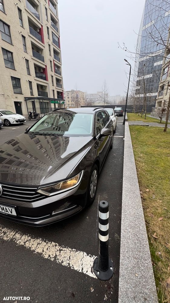 Volkswagen Passat - 2