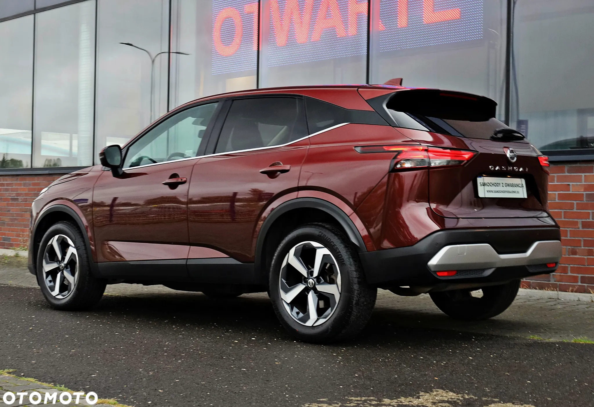 Nissan Qashqai 1.3 DIG-T N-Connecta DCT - 11