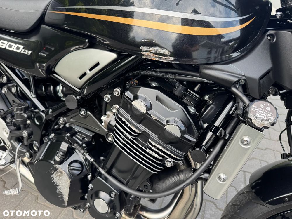 Kawasaki Z 900 RS - 18