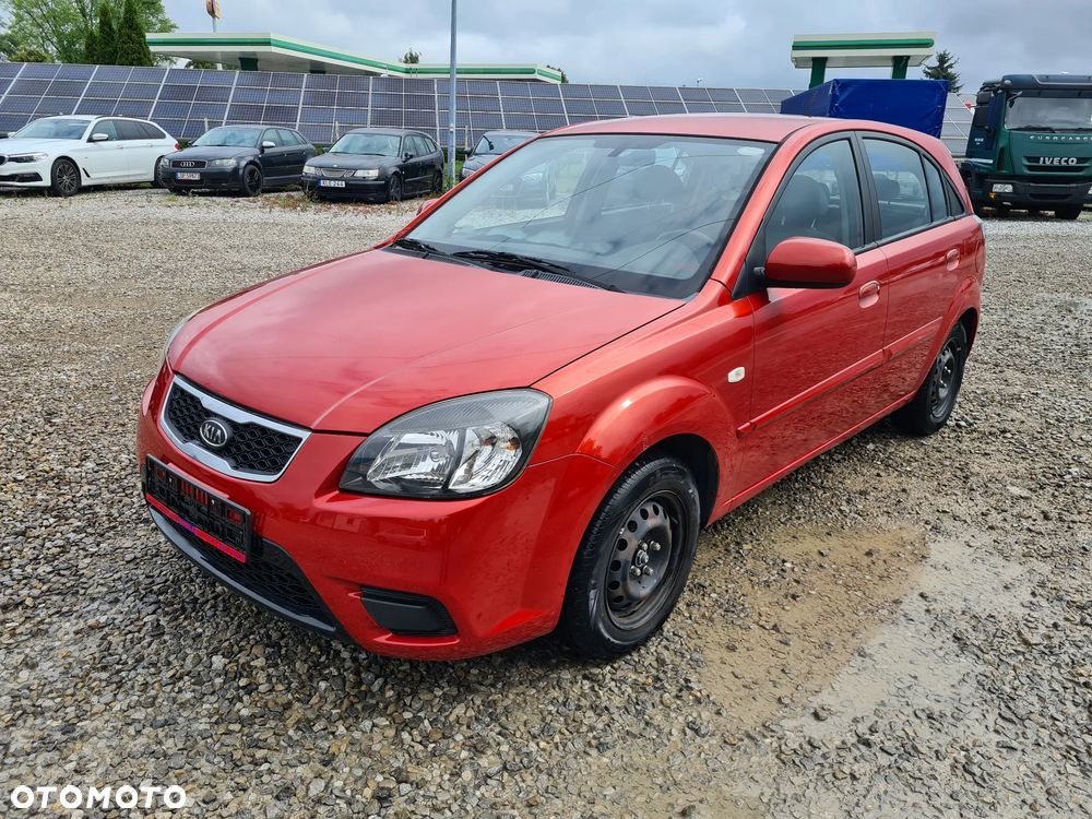 Kia Rio 1.4 Comfort - 2