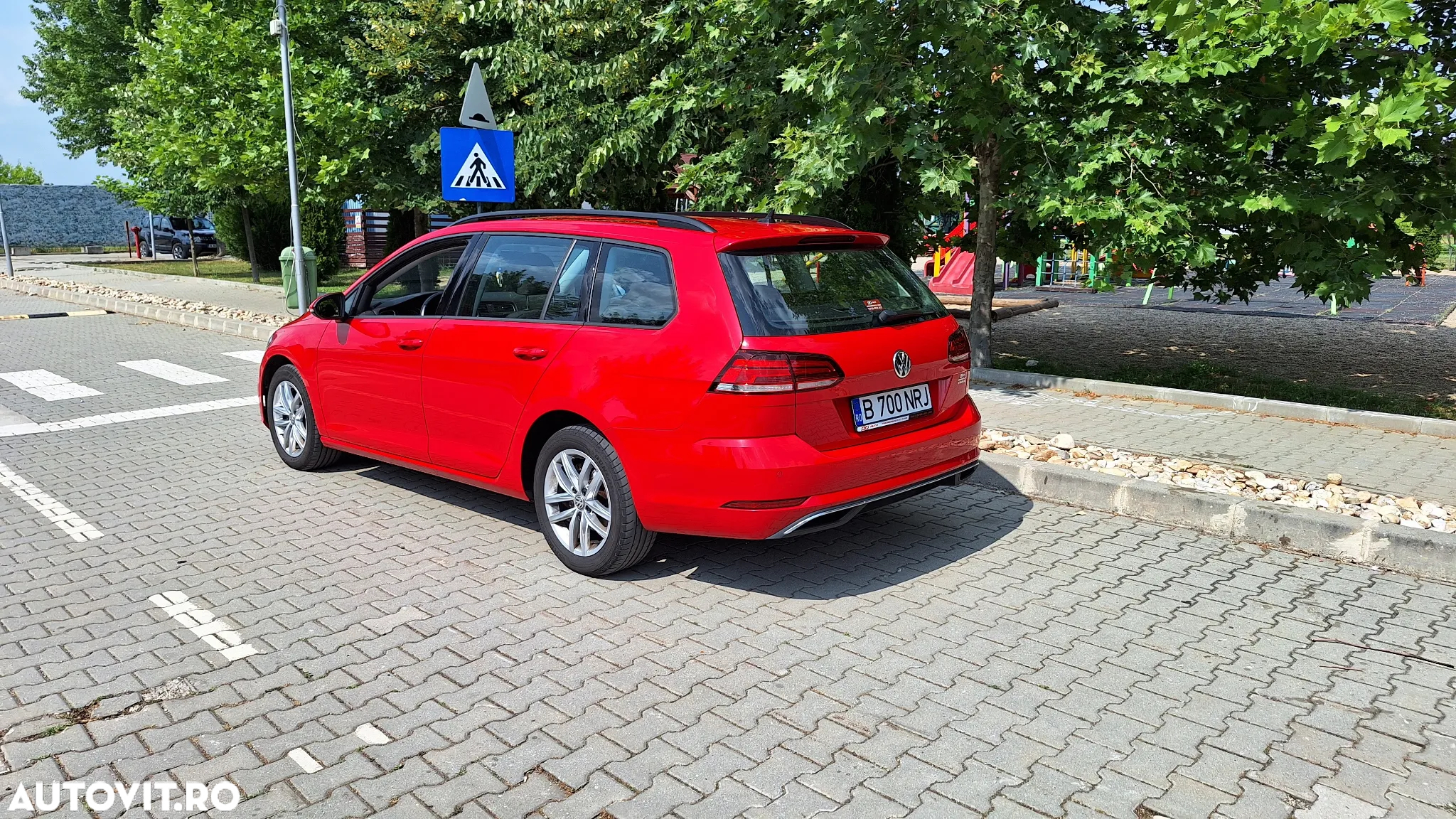 Volkswagen Golf 1.6 TDI (BlueMotion Technology) DSG Comfortline - 29