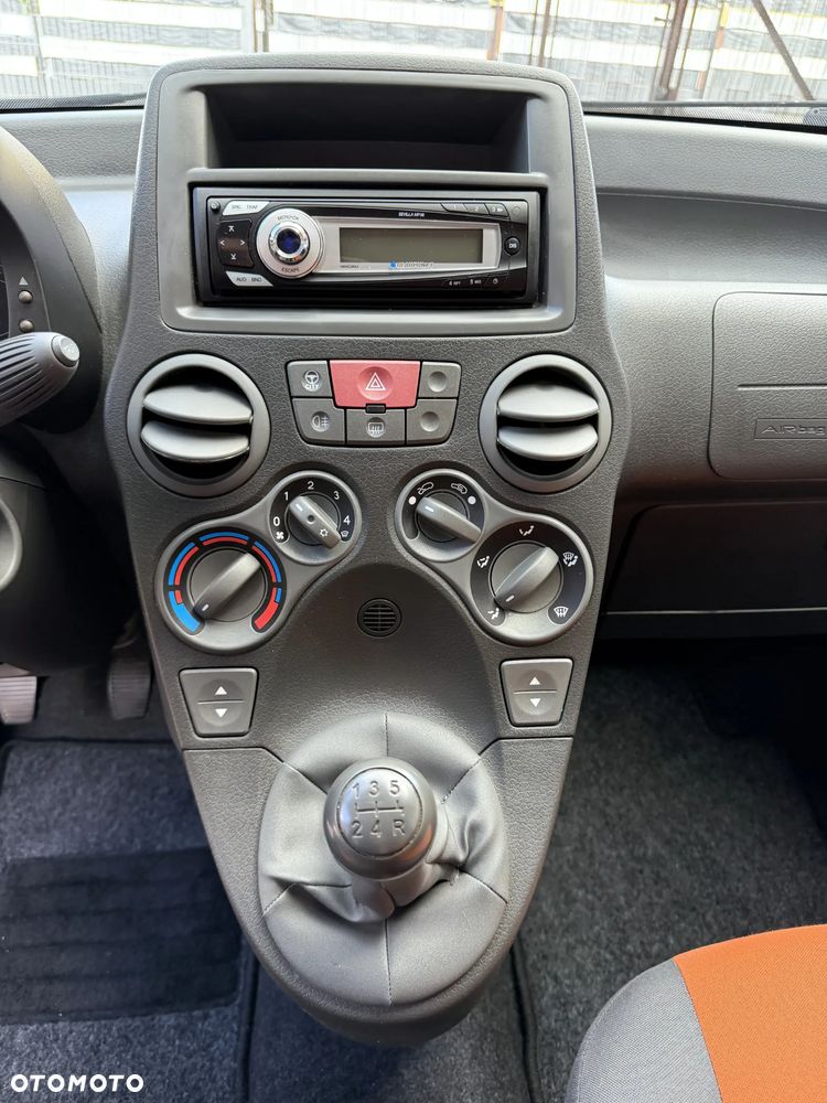 Fiat Panda 1.2 Emotion - 8