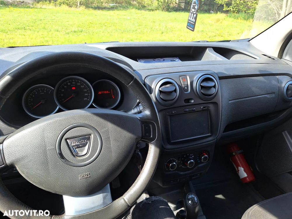 Dacia Dokker dCi 90 Stepway - 7