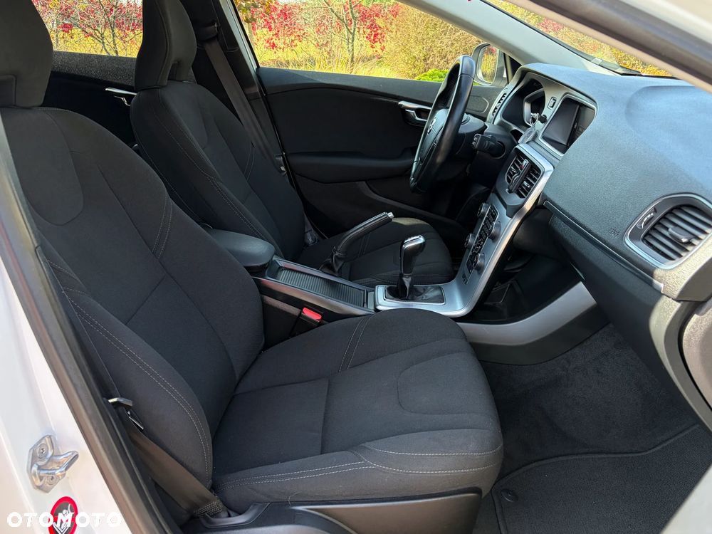 Volvo V40 D2 Linje You - 7
