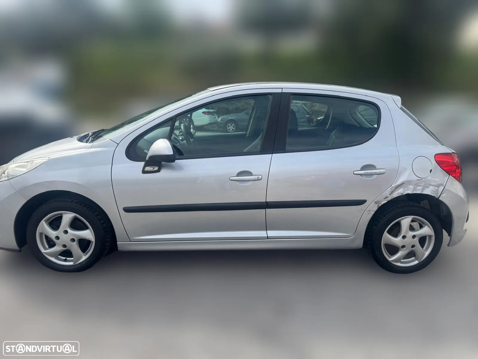Peugeot 207 1.4 HDi de 2007 para peças - 3