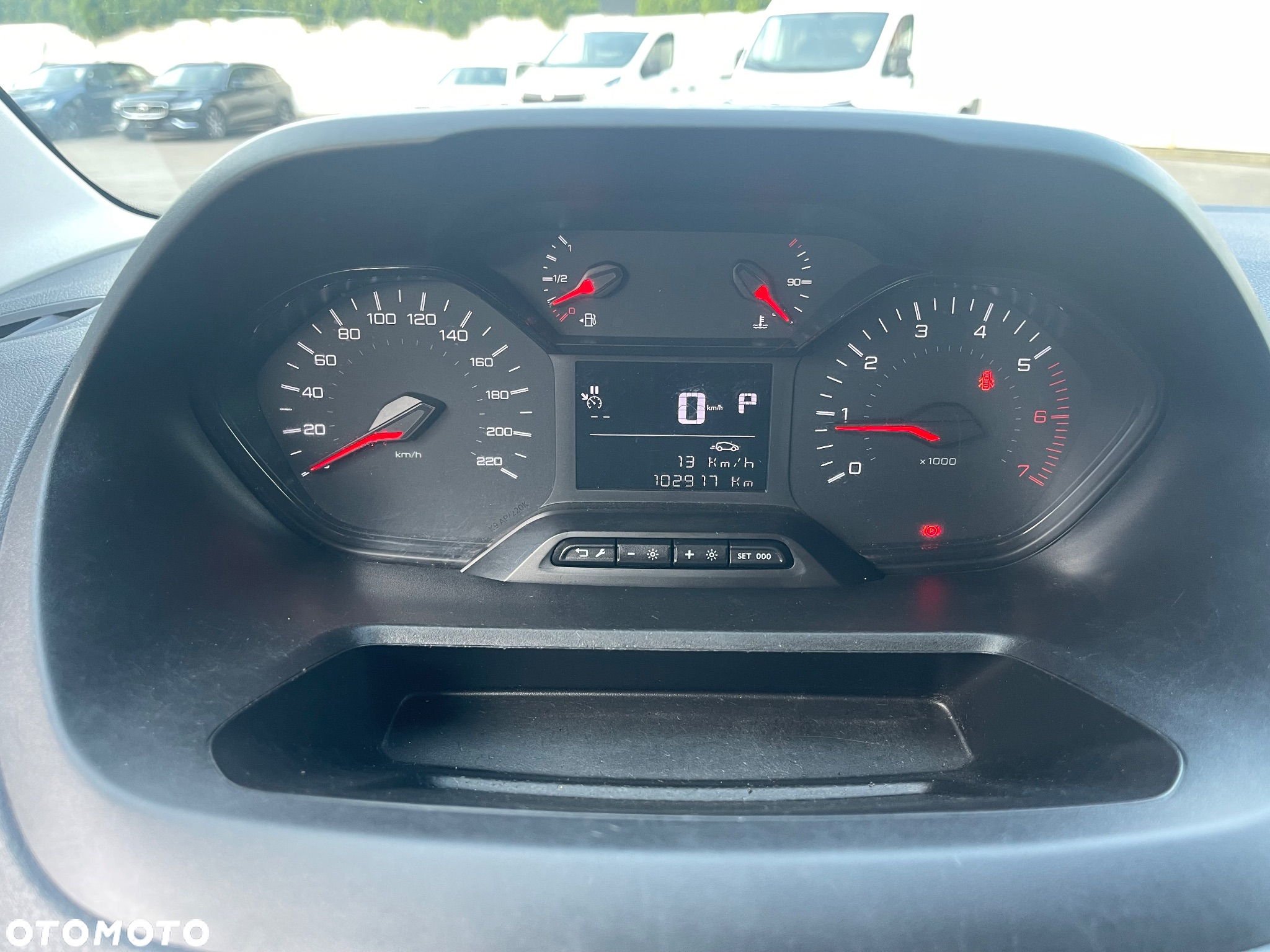 Peugeot Partner Long Automat 2x przesuwne drzwi Klimatyzacja PDC przód tył Po wymianie rozrządu - 10