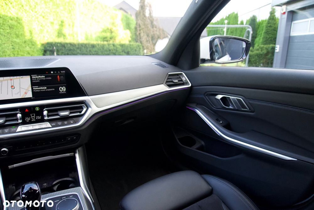 BMW Seria 3 - 17