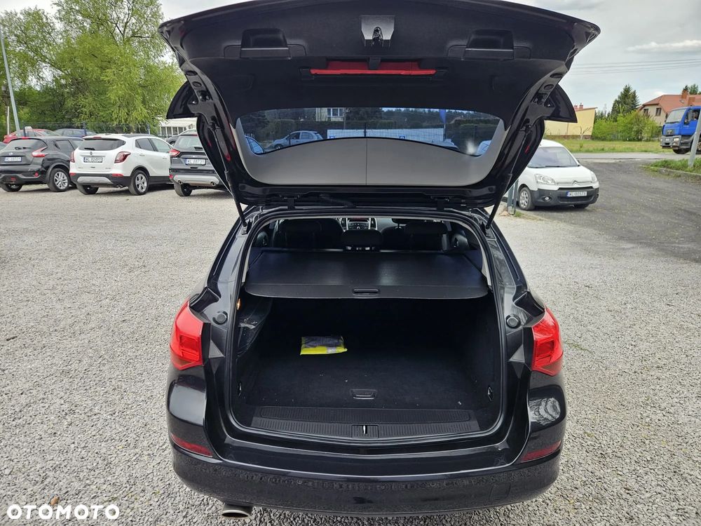 Opel Astra 1.4 Turbo Edition - 31
