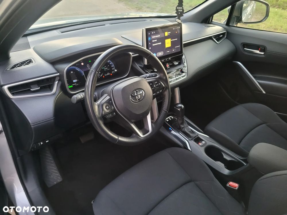 Toyota Corolla Cross 2.0 Hybrid Comfort - 12