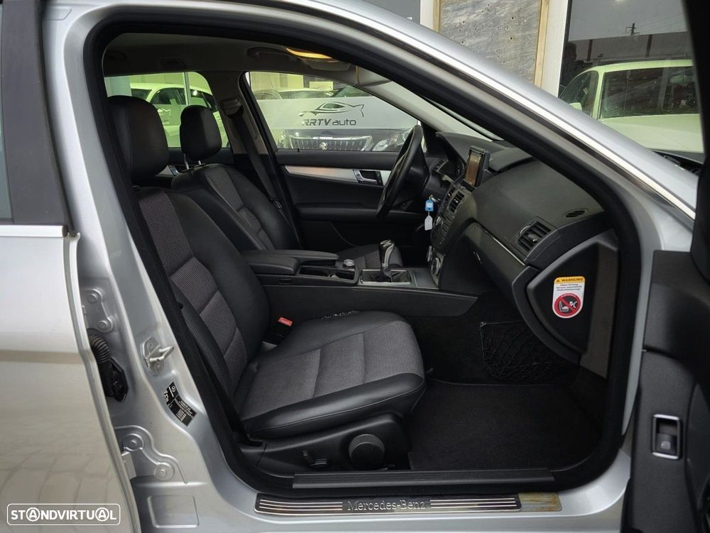 Mercedes-Benz C 220 CDi Avantgarde BlueEfficiency - 25