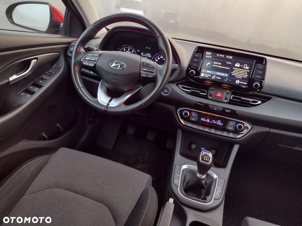 Hyundai i30 1.0 T-GDI 48V-Hybrid Connect & Go - 14