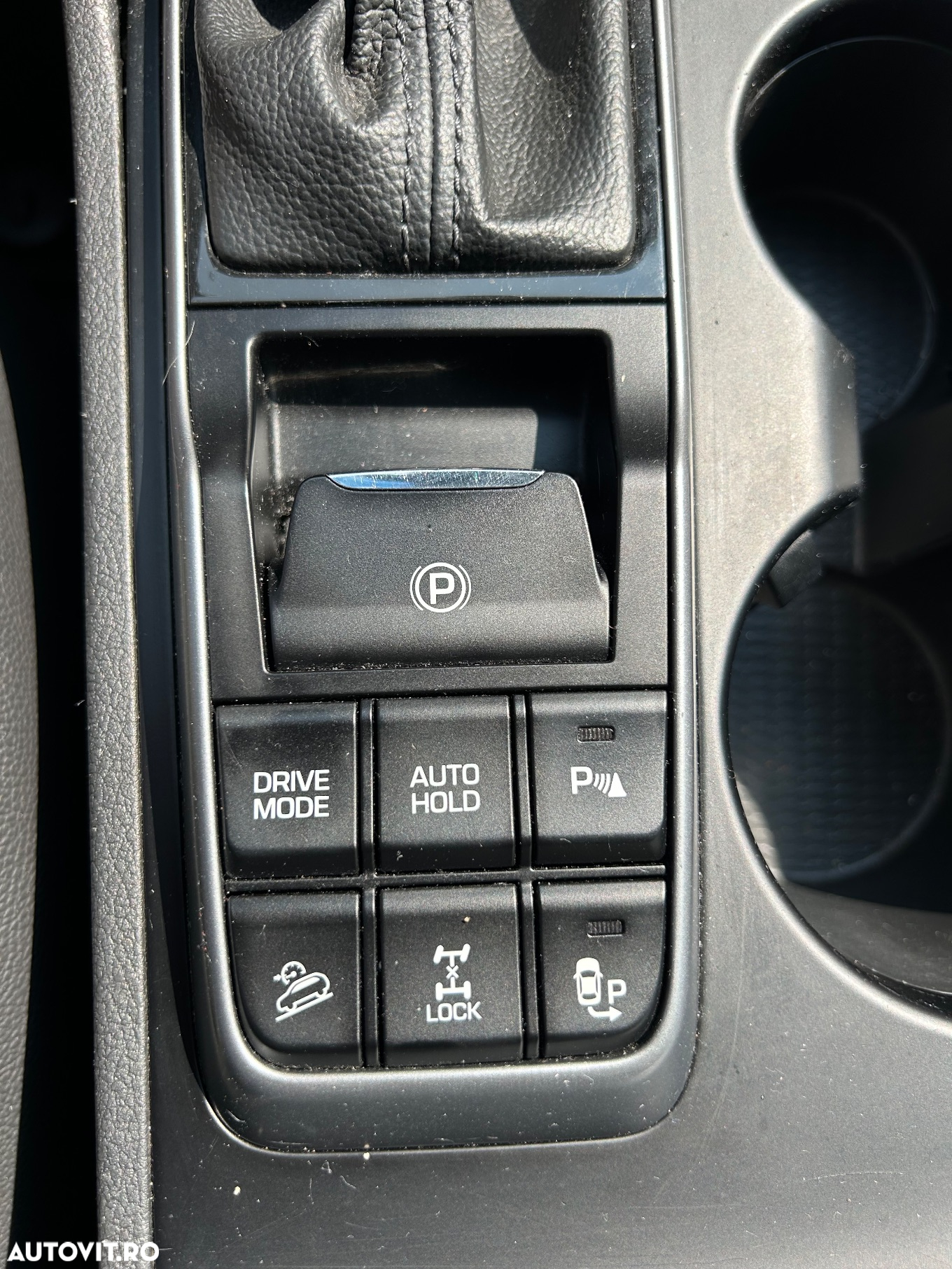 Hyundai Tucson 2.0 CRDI 4WD Automatik Premium - 14