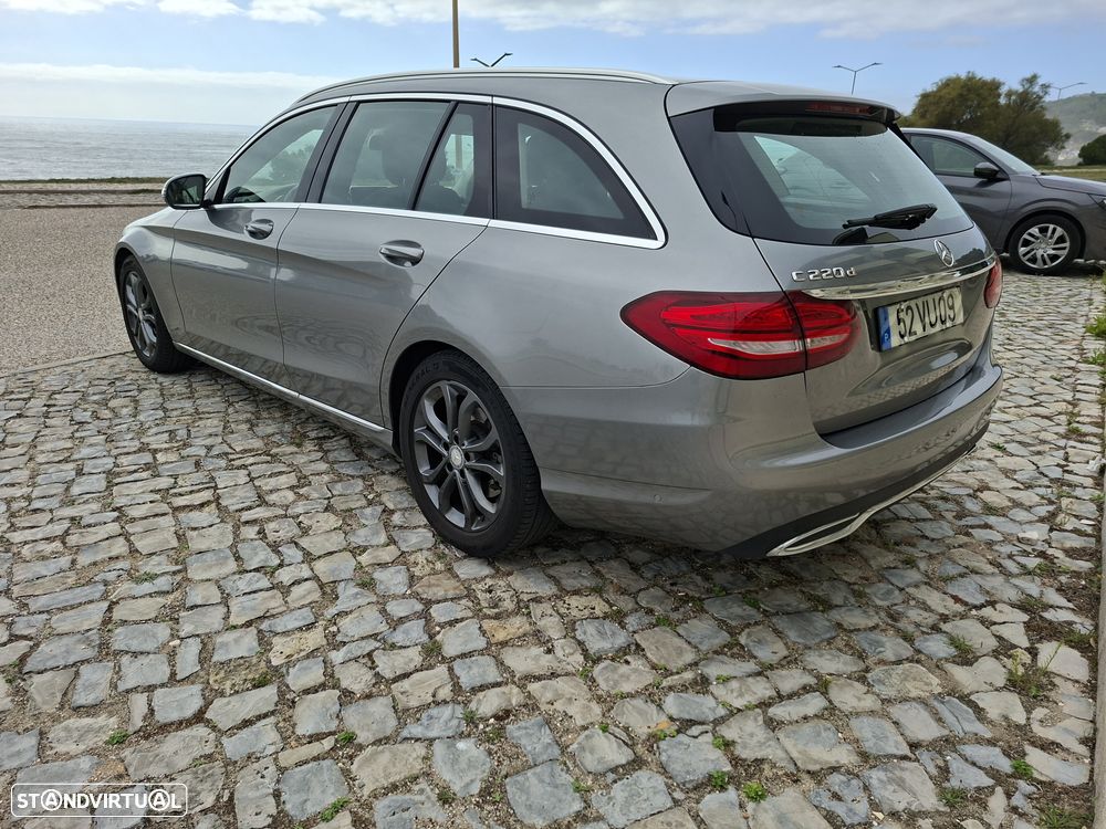 Mercedes-Benz 220 - 3