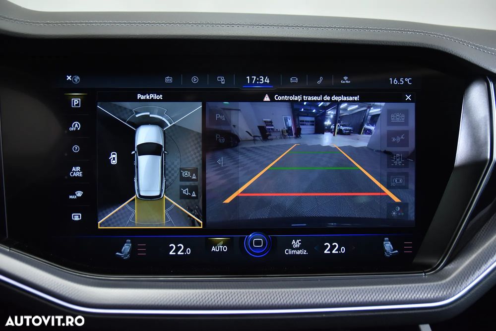 Volkswagen Touareg - 19