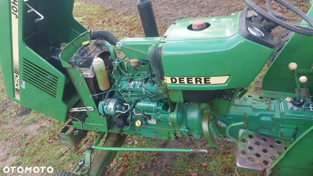John Deere 1050 - 12