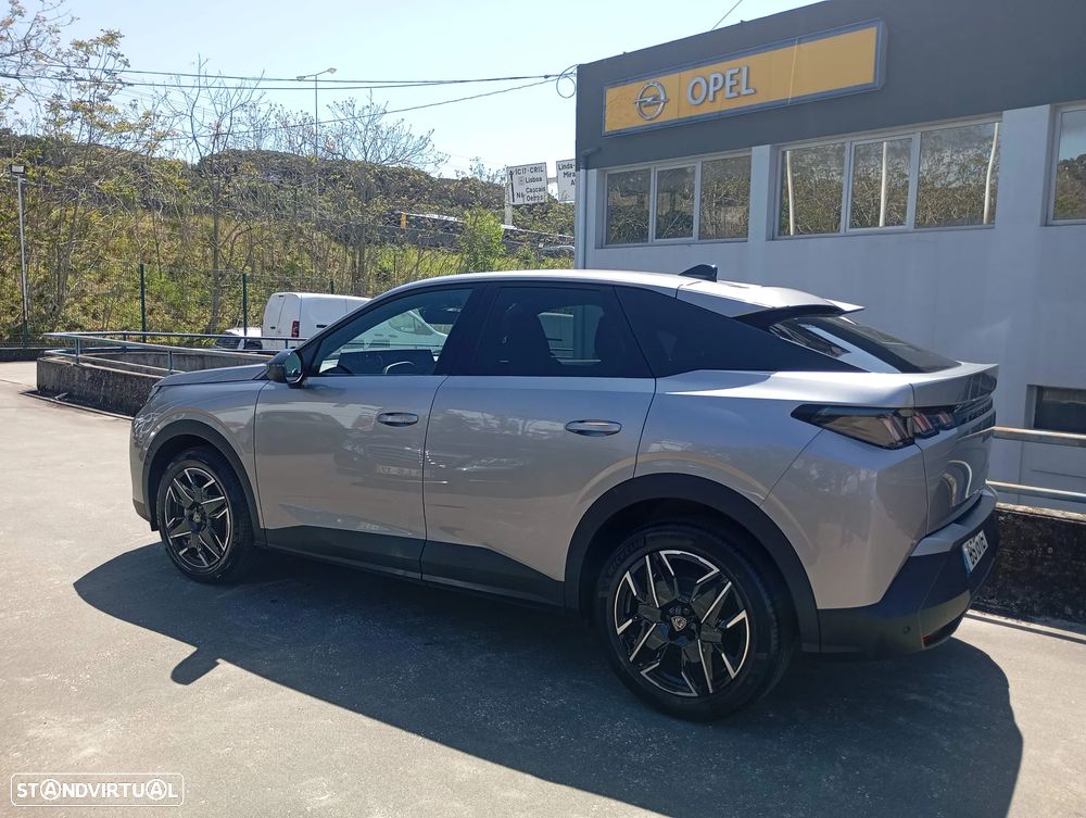 Peugeot 3008 1.2 Hybrid Allure e-DCS6 - 4