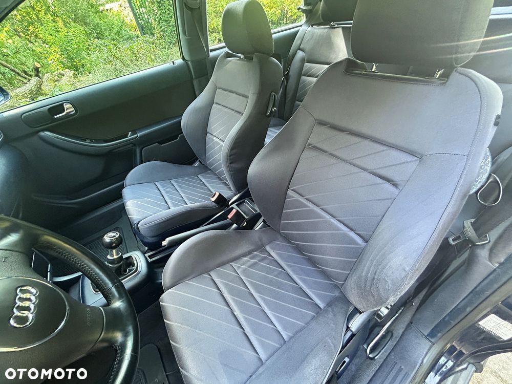 Audi A3 1.6 Ambition - 8